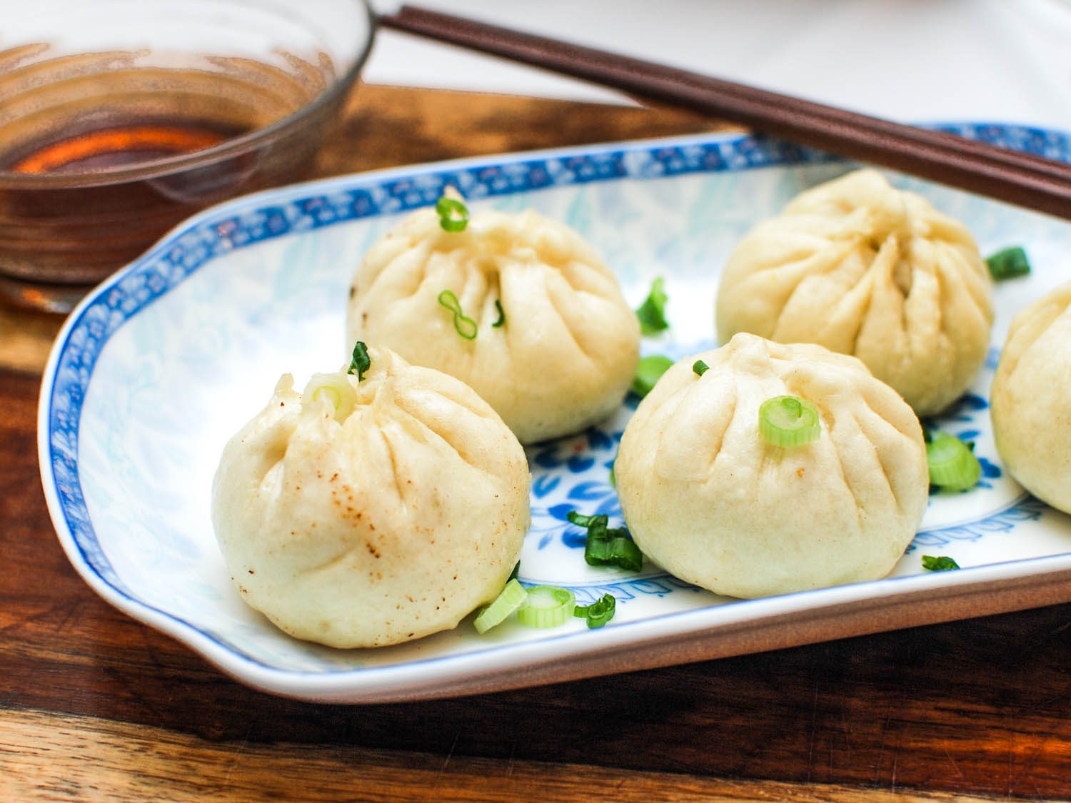 Recette de Sheng Jian Bao (Dumplings de soupe de porc poêlé) - Recettes ...