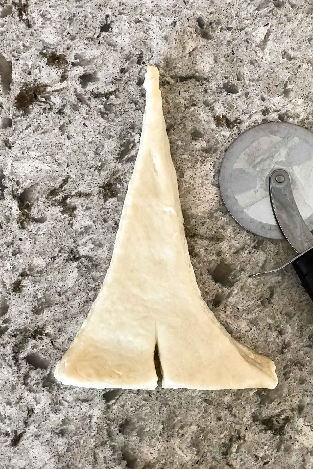Comment façonner des croissants faits maison sur sallysbakingaddiction.com