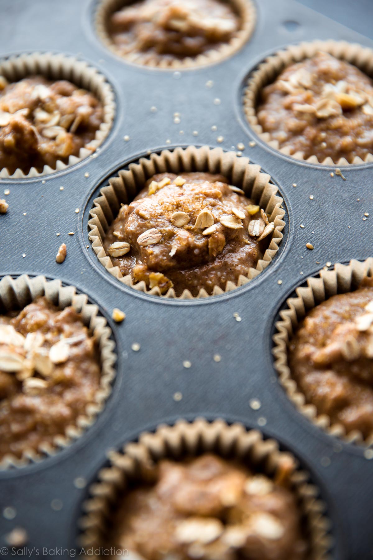 Comment faire des muffins sains à la banane et aux noix de banane sur sallysbakingaddiction.com