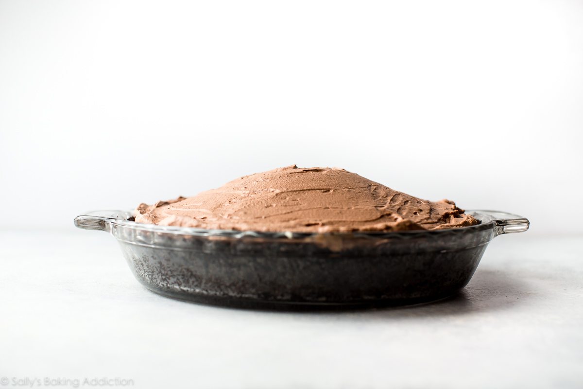Comment faire une tarte au chocolat exorbitante sur sallysbakingaddiction.com