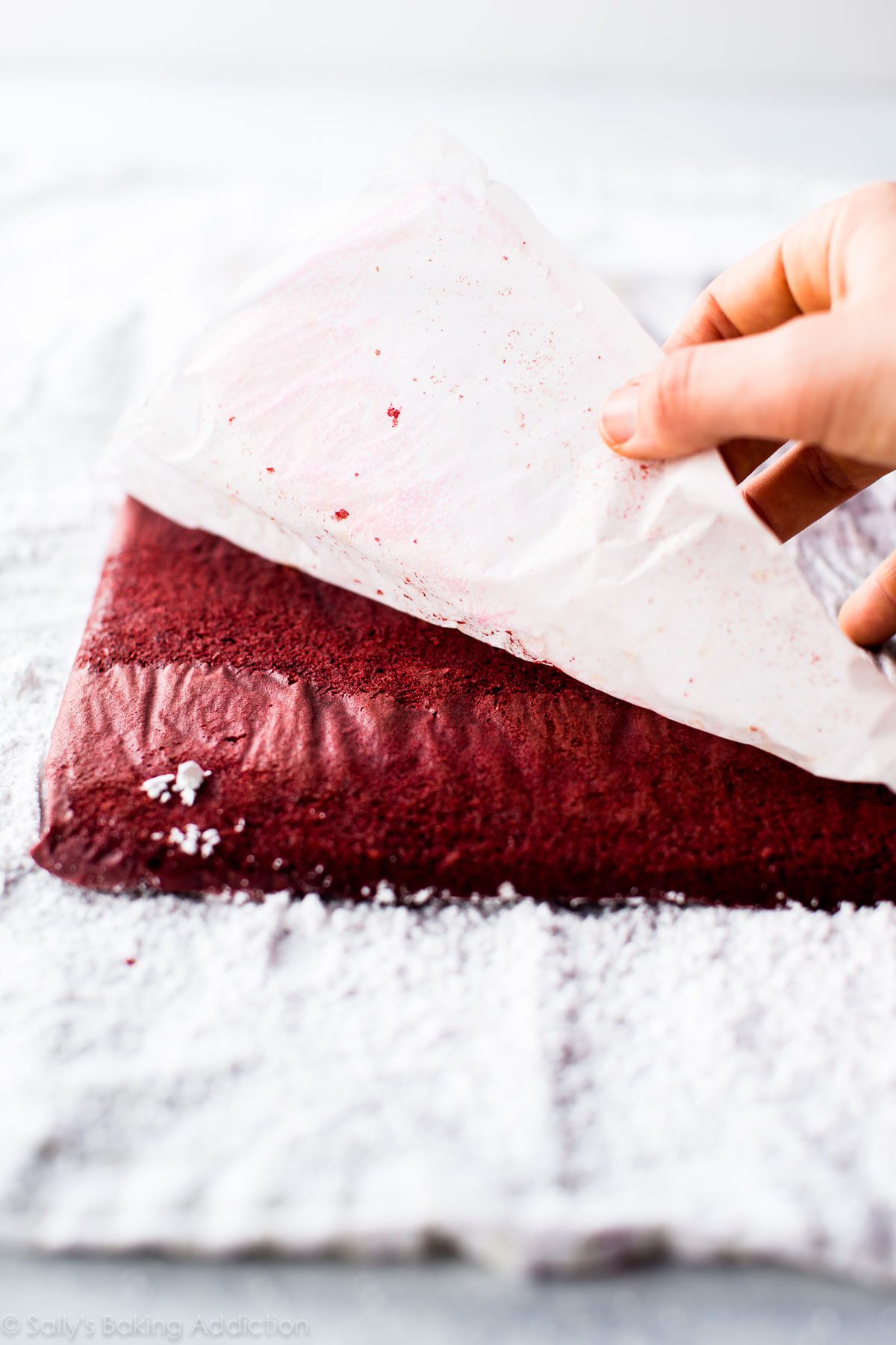 Comment faire un rouleau de gâteau de velours rouge sur sallysbakingaddiction.com