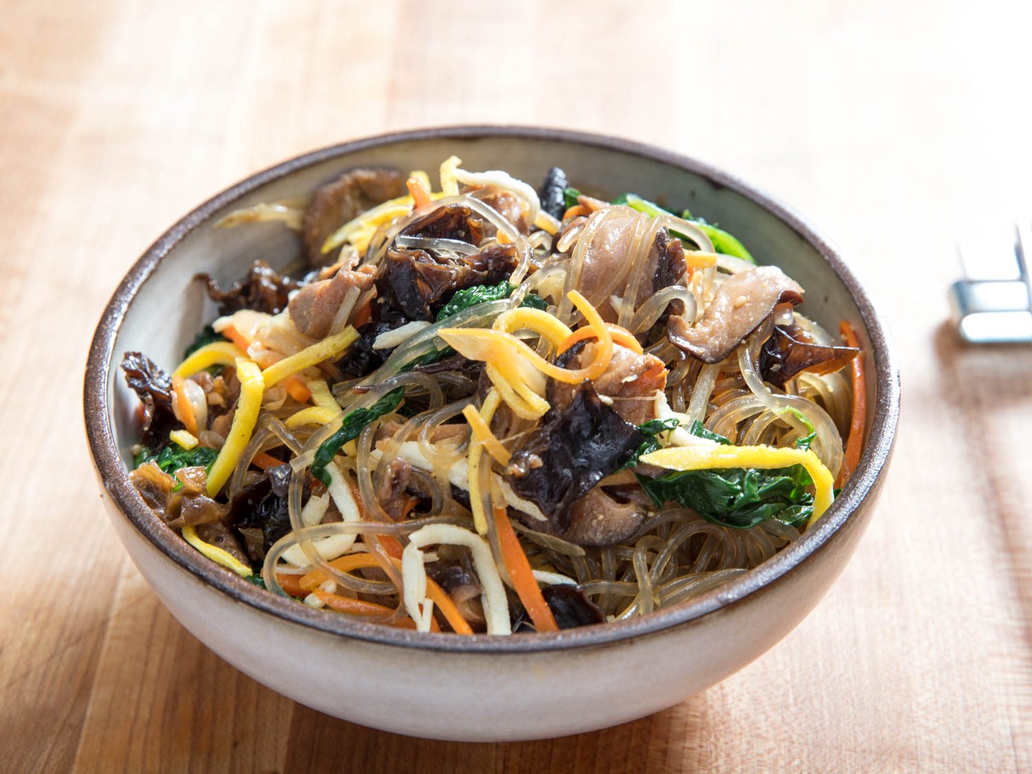 Recette Japchae : Recette De Japchae (nouilles Coréennes En Verre Avec Du Porc Et Des