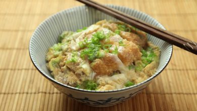 Photo of Recette de katsudon (poulet japonais ou escalope de porc et bol de riz aux œufs)