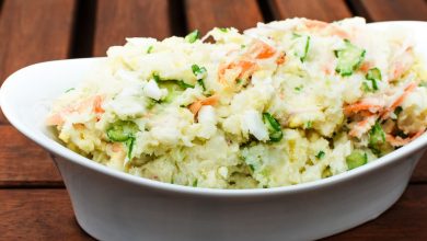 Photo of Recette de salade de pommes de terre japonaise aux concombres, carottes et oignons rouges