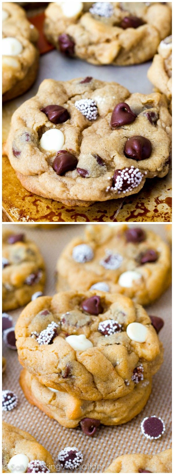 Biscuits aux pépites de chocolat triple au four doux -super doux, extra épais, et plein de chocolat! @sallybakeblog