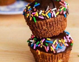 Photo of Muffins au pain à la banane glacé au chocolat