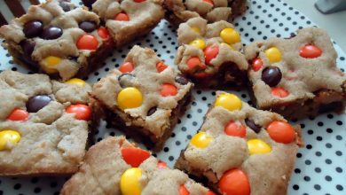 Photo of Reese’s Pieces Peanut Butter Blondies