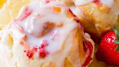 Photo of Rouleaux aux fraises avec glaçage au citron