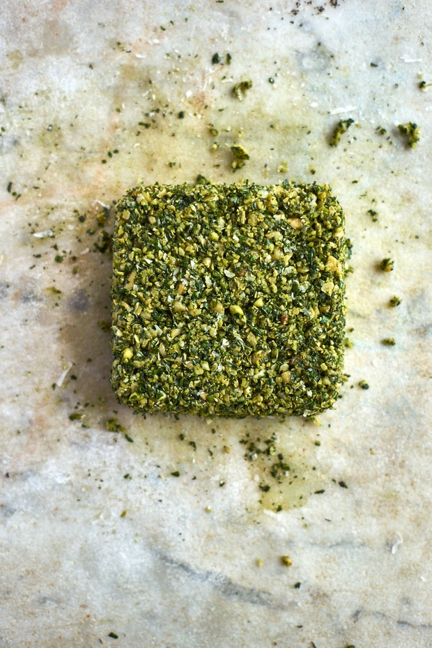 Comment faire du pesto comme une grand-mère italienne