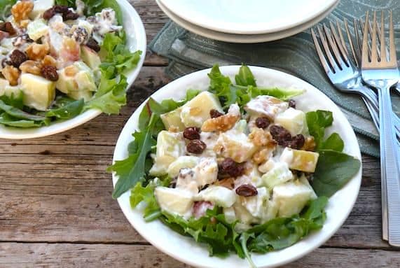 salade waldorf vegan contemporaine
