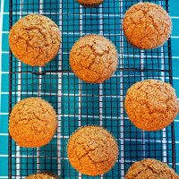 Muffins végétaliens à la noix de coco et à la lime