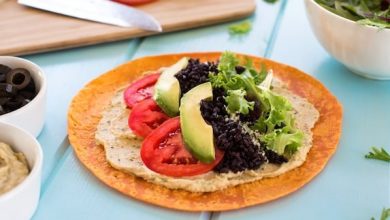 Photo of Wraps de houmous aux céréales et aux légumes verts