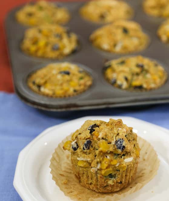 Muffins végétaliens aux courgettes et aux haricots noirs 