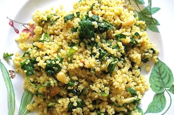 Pilaf simple au chou frisé et au quinoa;  recette et photo d'Ellen Kanner