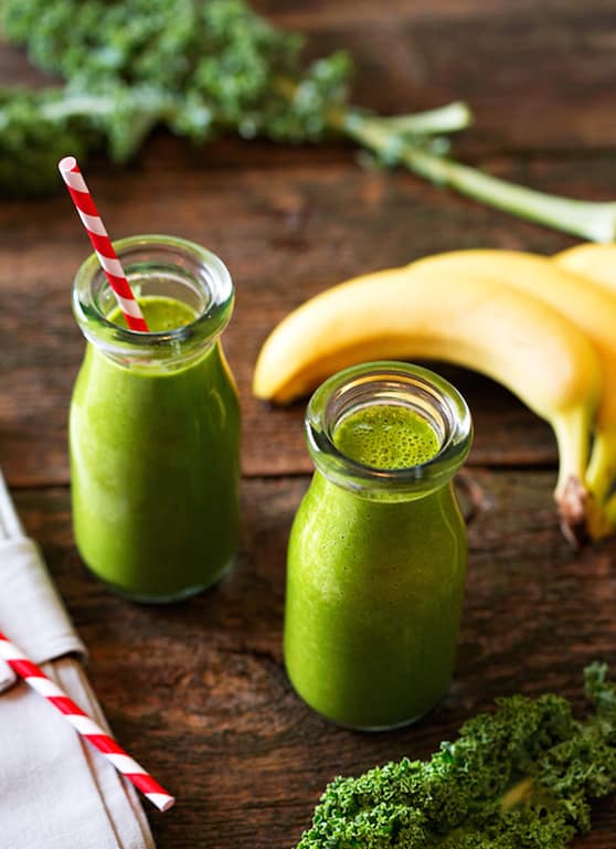 Smoothie vert chou frisé et banane