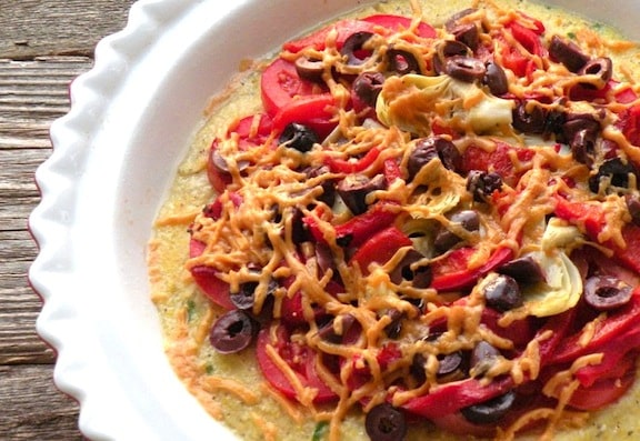 Recette de tarte à la polenta méditerranéenne de More Quick-Fix Vegan