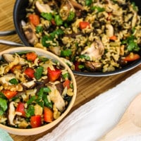 Pilaf au riz sauvage et aux champignons