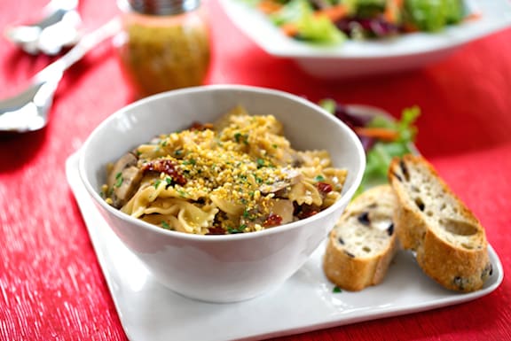 Farfalle (pâtes noeud papillon) aux champignons