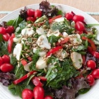 Salade de topinambour aux légumes verts et aux herbes