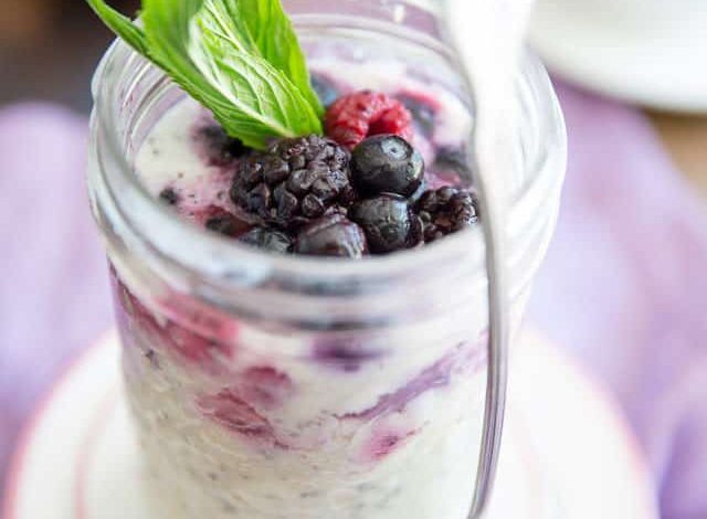 These High Protein Post Workout Berry Overnight Oats are so refreshing, so delicious and so easy to make, you