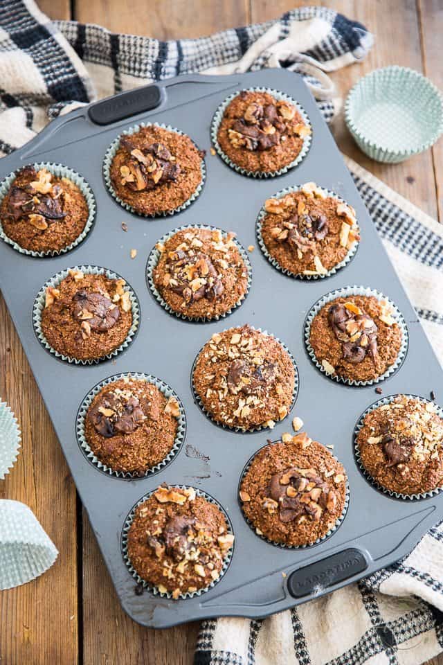 Muffins au son et aux dattes |  thehealthyfoodie.com