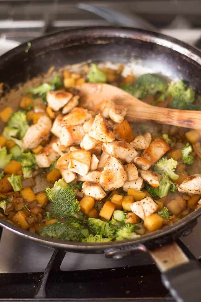 Frittata au poulet et brocoli | par Sonia!  Le gourmand en bonne santé
