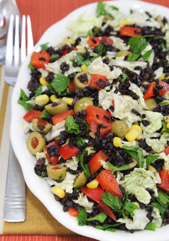 Salade de riz aux olives au riz noir