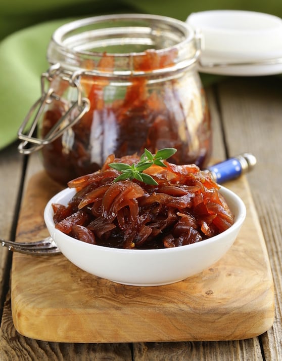 recette de relish d'oignon rouge