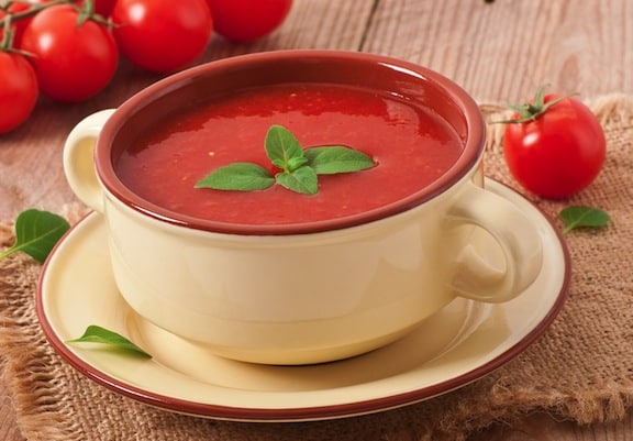 recette de soupe froide aux tomates fraîches