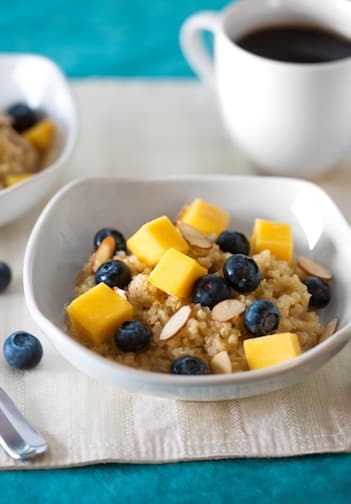 Bol petit-déjeuner au quinoa