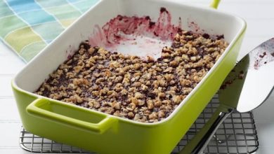 Photo of Barres crumble cerises et basilic