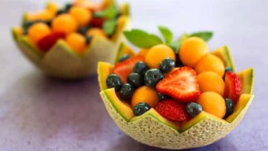 Photo of Coupes de melon aux fraises et myrtilles