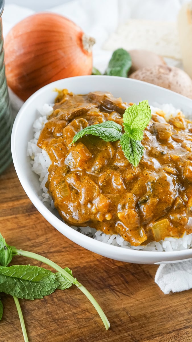 Curry de champignons indien et végétalien se bouchent