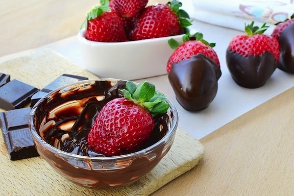 Recette de fraises trempées au chocolat