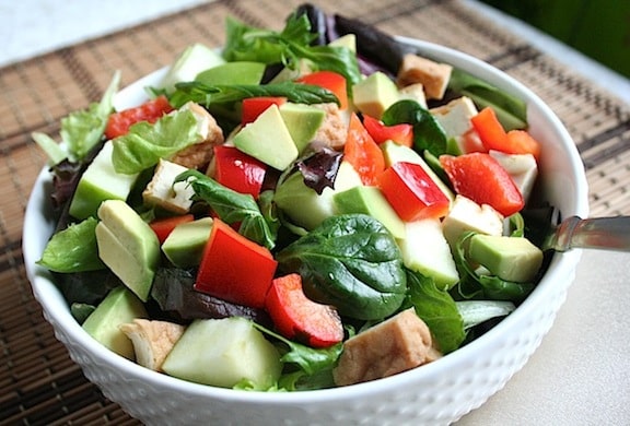Salade Verte Mixte à l'Avocat, Pomme, Tofu 