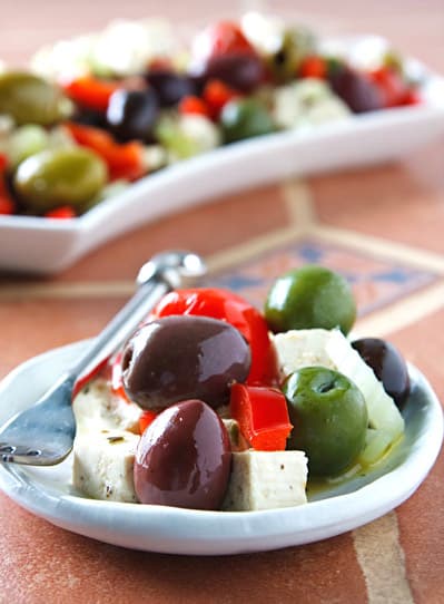 Mélange de barres d'olive au tofu "Feta"