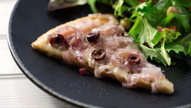 Photo of Pizza végétalienne à l’oignon et aux olives