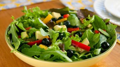 Photo of Salade de légumes verts à l’avocat et aux myrtilles
