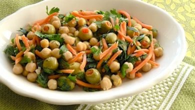 Photo of Salade de pois chiches et carottes avec persil et olives