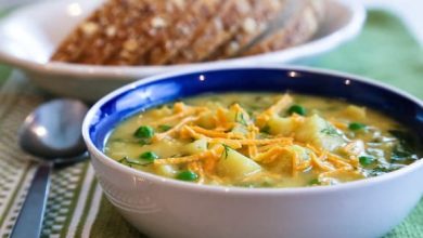 Photo of Soupe au chou-fleur et au fromage cheddar végétalien