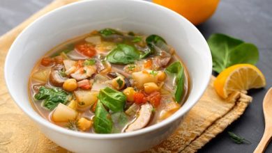 Photo of Soupe citronnée aux poireaux et aux champignons