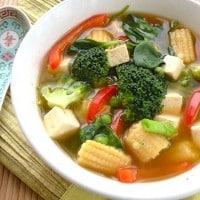 soupe de légumes au tofu