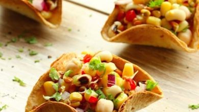 Photo of Bols à tacos avec salsa mixte de germes de soja