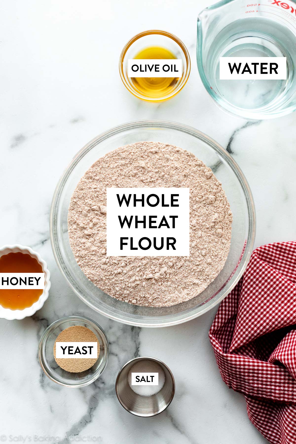farine de blé entier et autres ingrédients de la pâte