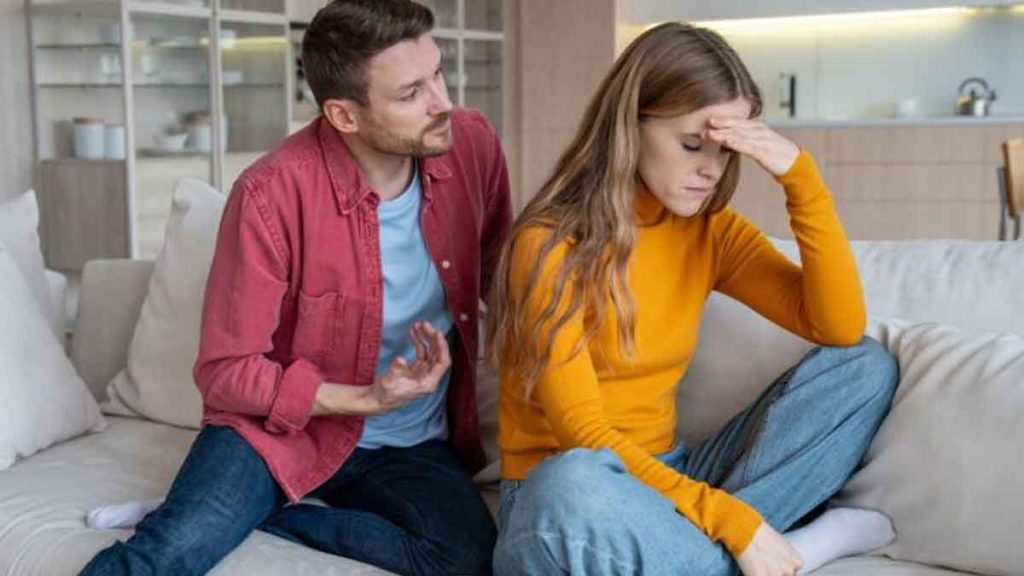 7 clés pour repérer une personne manipulatrice en moins de 5 minutes, selon une psychologue